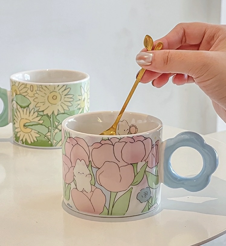 Kawaii Aesthetic Tulip Ceramic Cup – Limited Edition  |  Bottles