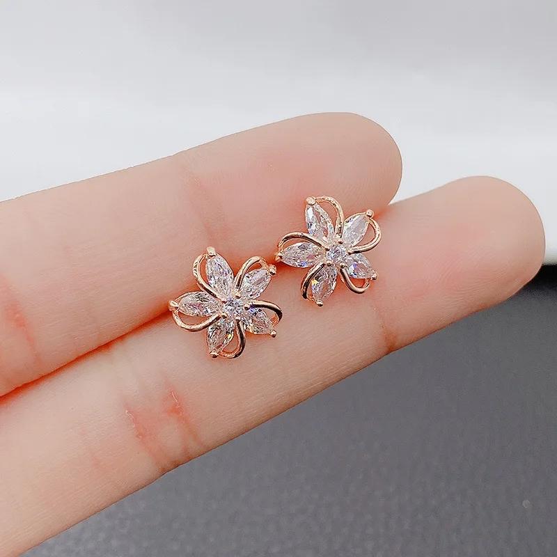 Kawaii Sparkling Flower Stud Earrings – Limited Edition  |  Earrings